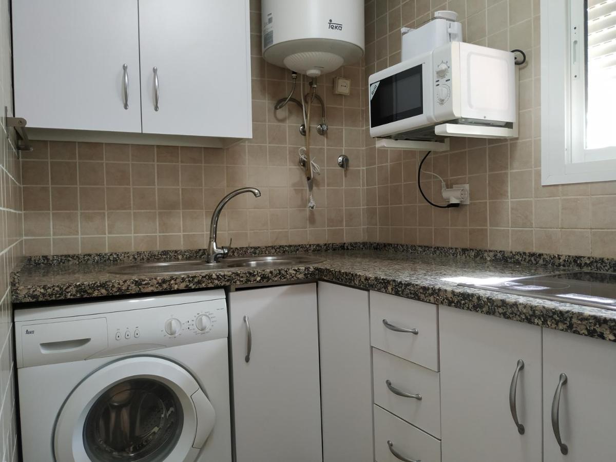 Apartamento Torres19 เซบีญา ภายนอก รูปภาพ