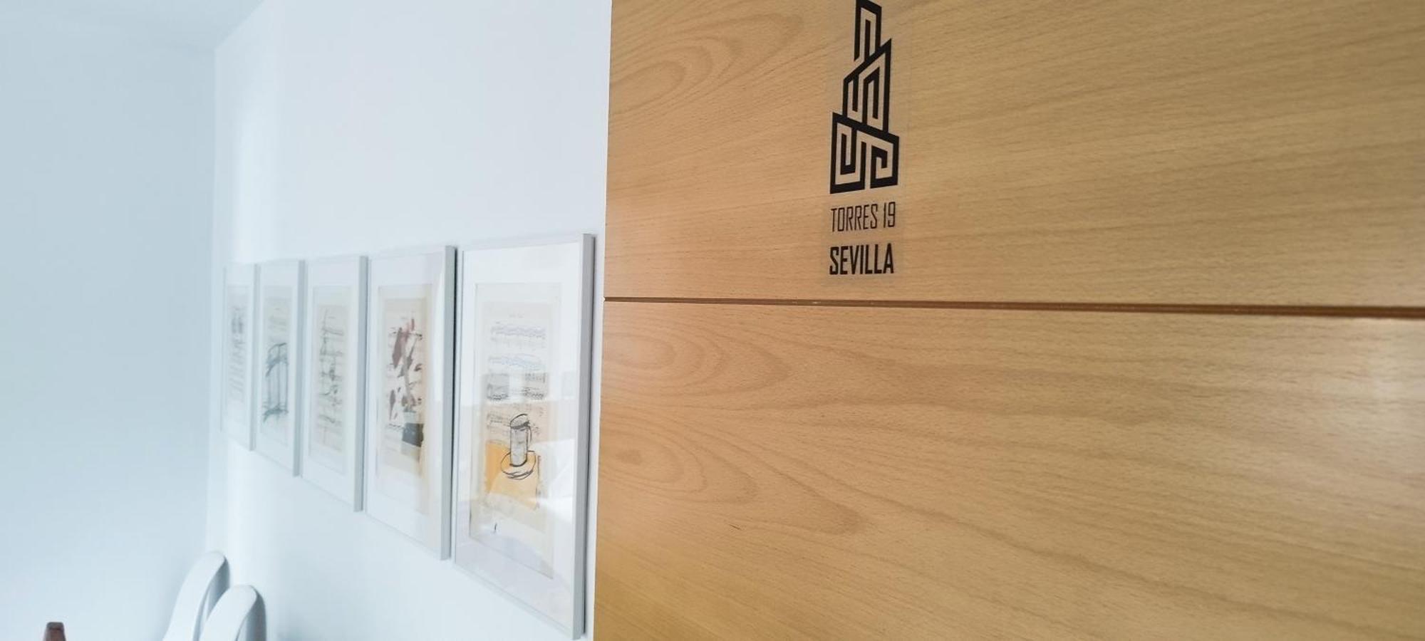 Apartamento Torres19 เซบีญา ภายนอก รูปภาพ